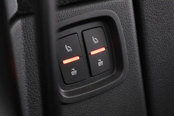 https://dvg-vehicle-assets.s3.amazonaws.com/C001899/cqwvxyj2084xrepffil1jxogv.jpg