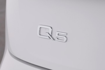 https://dvg-vehicle-assets.s3.amazonaws.com/C001900/98izre8rdwo8eiq45vcpllhf1.jpg