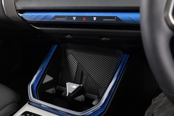 https://dvg-vehicle-assets.s3.amazonaws.com/C001906/3z75ypogb7hbpx9ua46yrzt.jpg