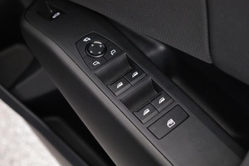 https://dvg-vehicle-assets.s3.amazonaws.com/C001906/beybx8ps4jcksyhef9a8frd7f.jpg