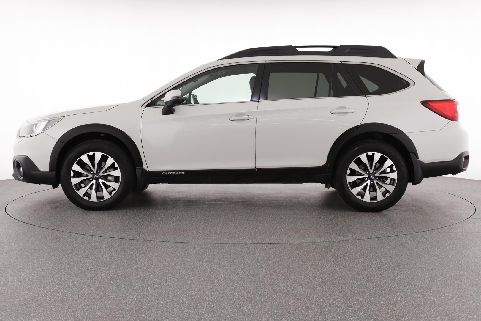 Subaru Outback image 2