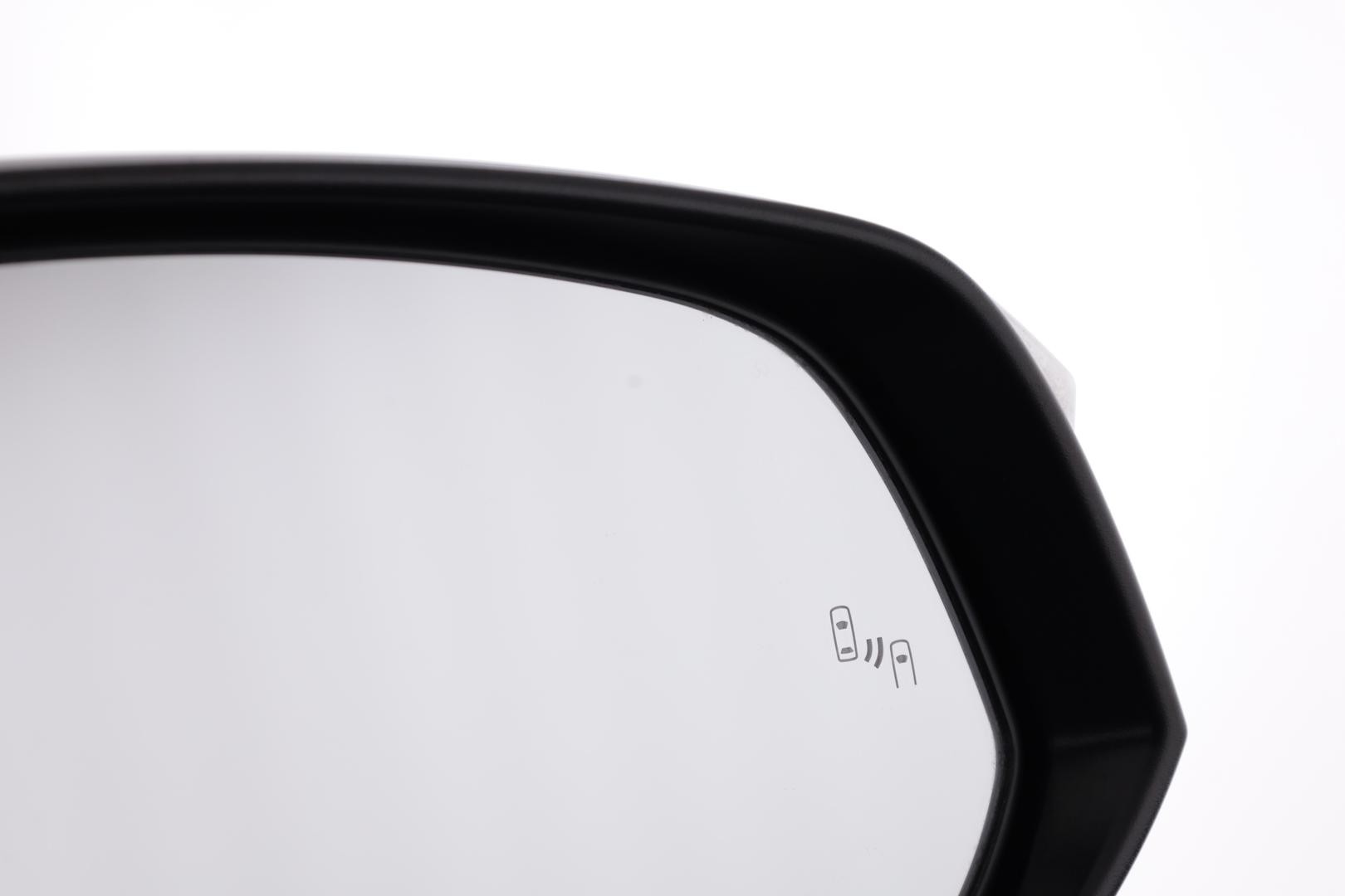 Toyota Hilux image 4