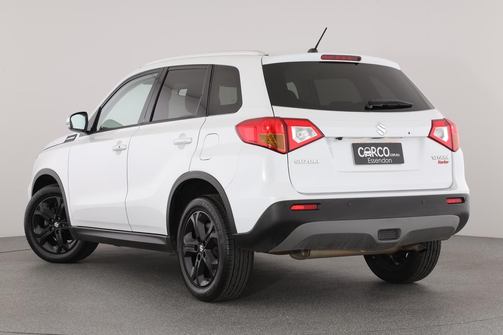 Suzuki Vitara image 2