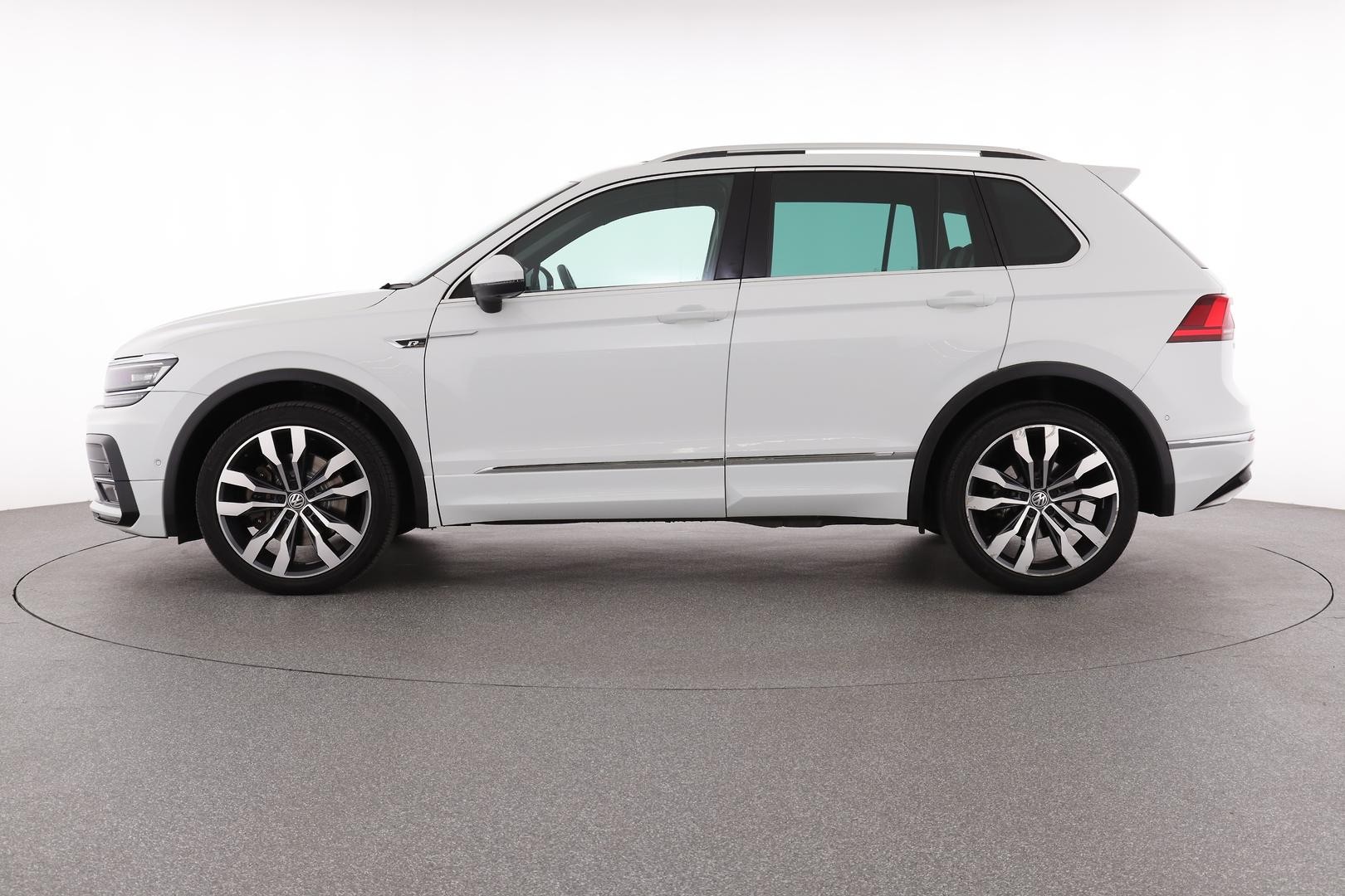 Volkswagen Tiguan image 2