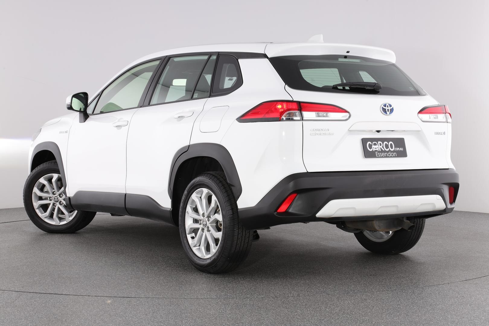 Toyota Corolla Cross image 2