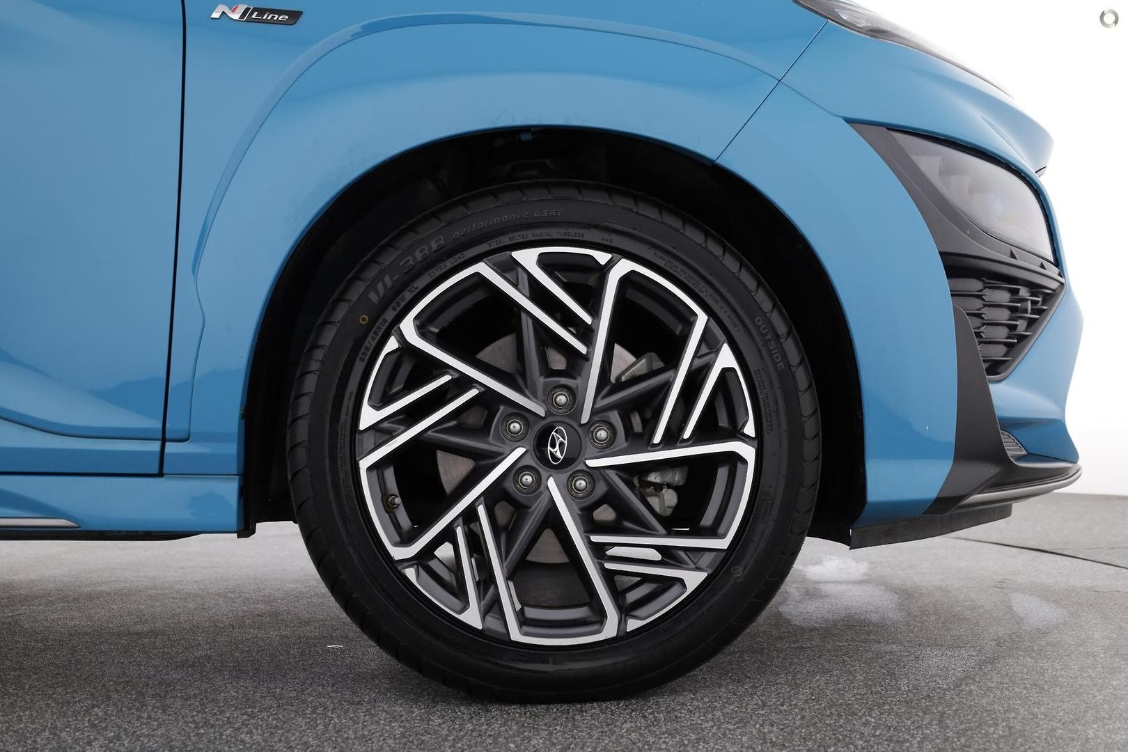 Hyundai Kona image 3