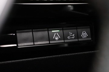 https://dvg-vehicle-assets.s3.amazonaws.com/C002079/65igfldy5ghxntcey9k45oaai.jpg