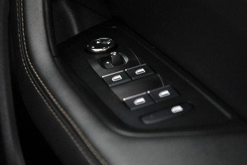 https://dvg-vehicle-assets.s3.amazonaws.com/C002079/aqs8klondpmxorsj7uav55077.jpg