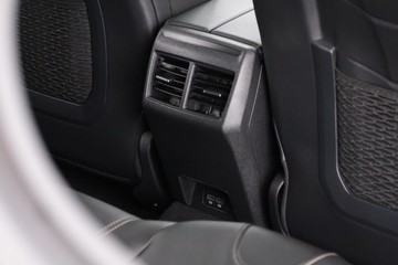 https://dvg-vehicle-assets.s3.amazonaws.com/C002079/eux6betjsmyfnv3n8dr5eiwx.jpg