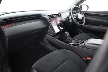 https://dvg-vehicle-assets.s3.amazonaws.com/C002081/8mvq2l05c3w3h9gk4vuuq2v54.jpg