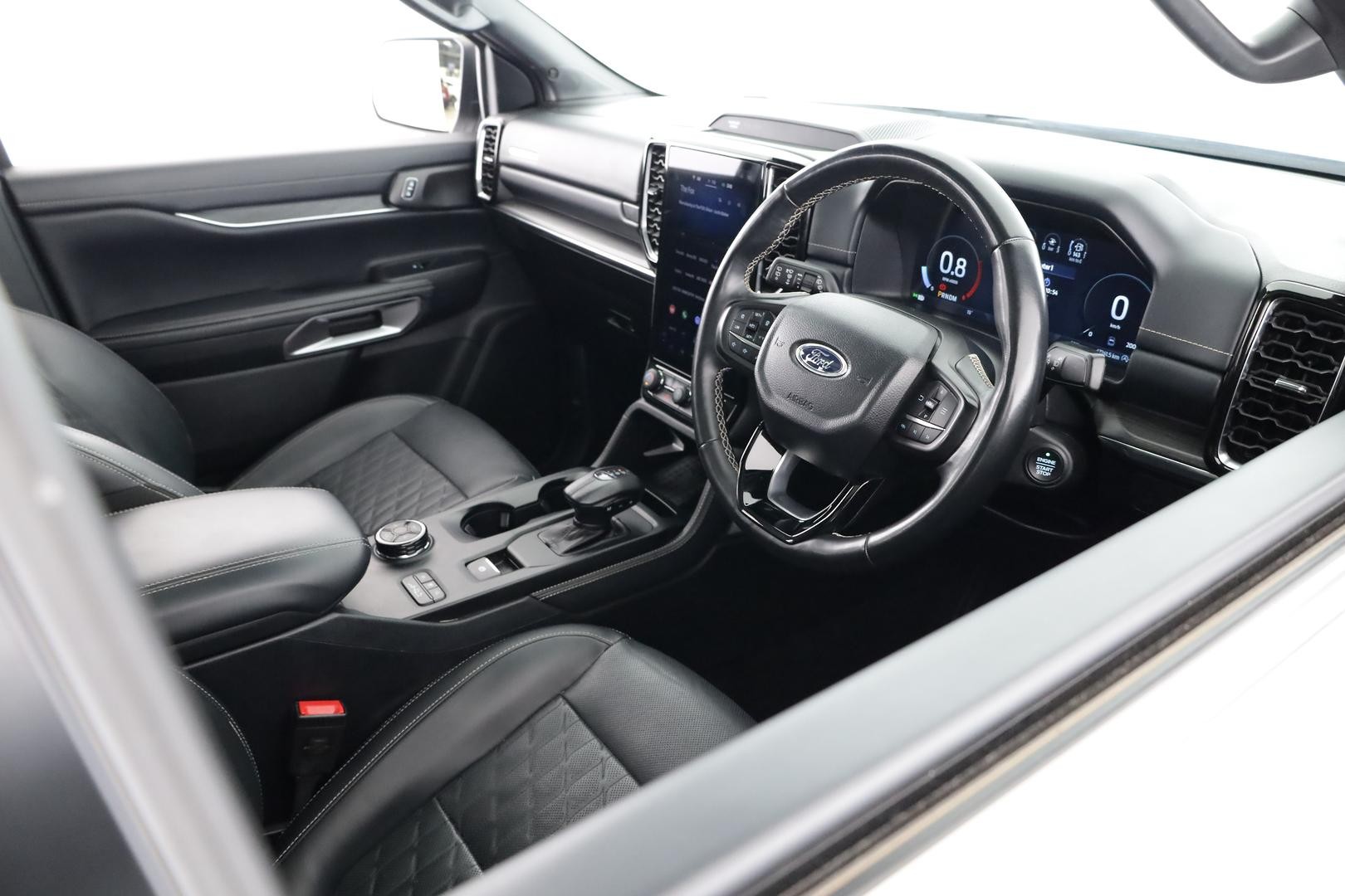 Ford Everest image 4