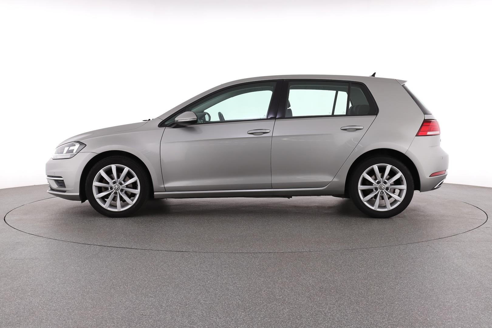Volkswagen Golf image 2