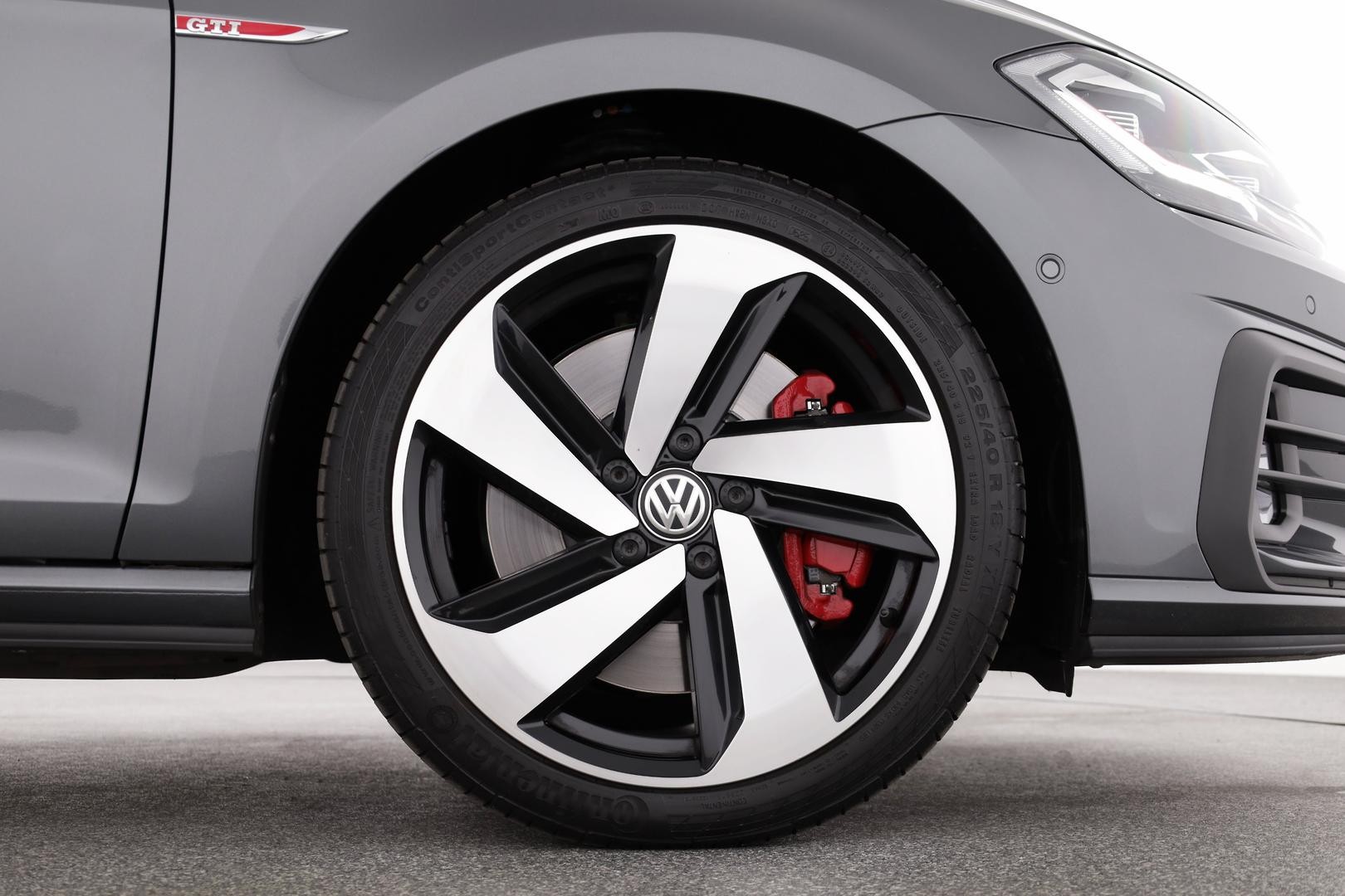 Volkswagen Golf image 3