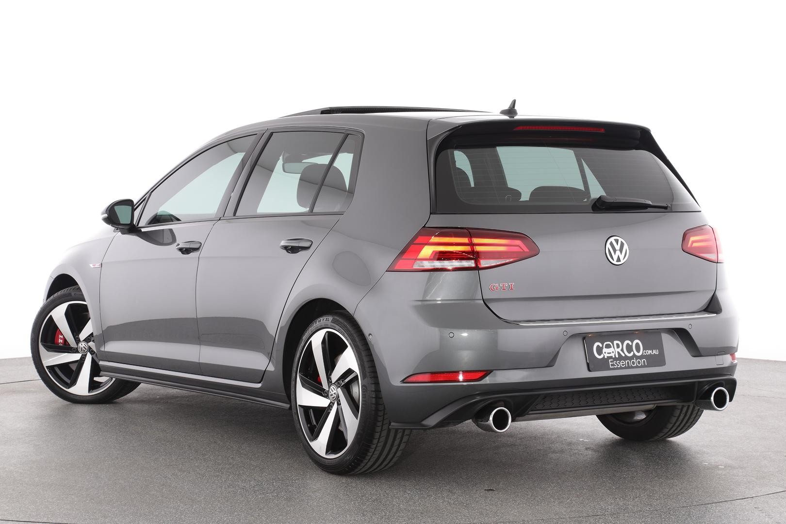 Volkswagen Golf image 2