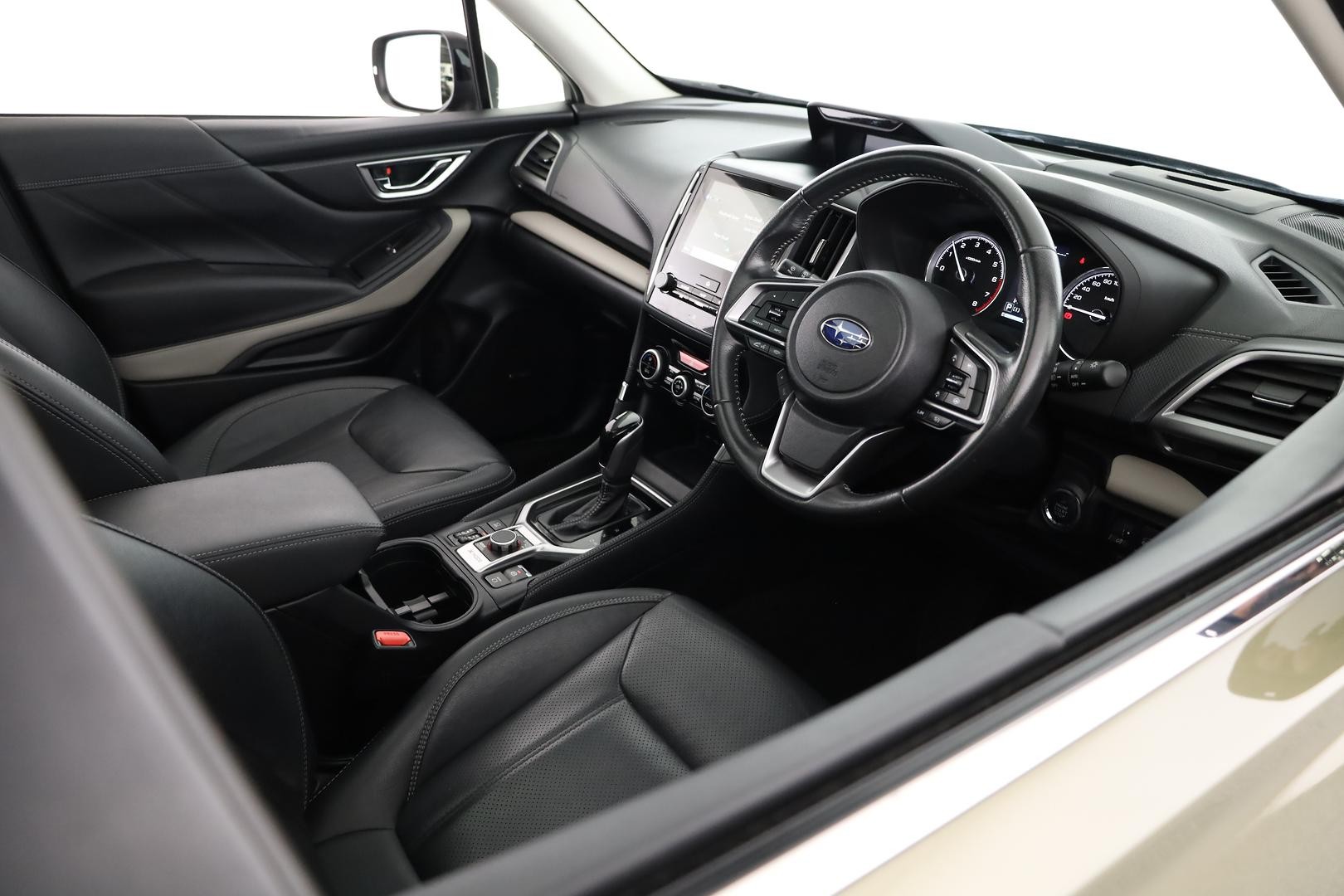 Subaru Forester image 4