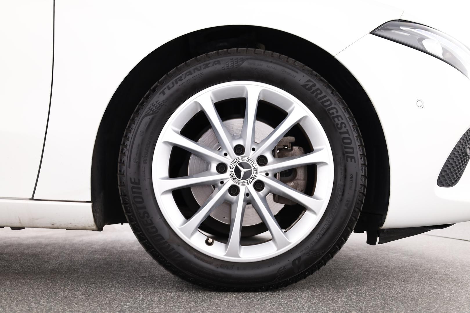 Mercedes Benz A-class image 3