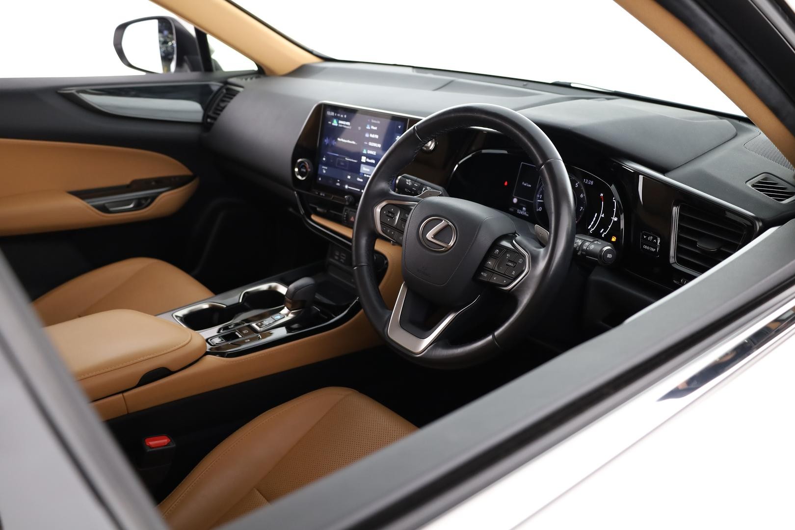 Lexus Nx image 4