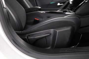 https://dvg-vehicle-assets.s3.amazonaws.com/C002190/43774jlkcns23jximh7uo2l0g.jpg