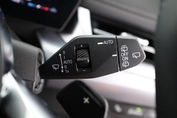 https://dvg-vehicle-assets.s3.amazonaws.com/C002206/1uzac7o2nbfa45l5d7aluy28n.jpg