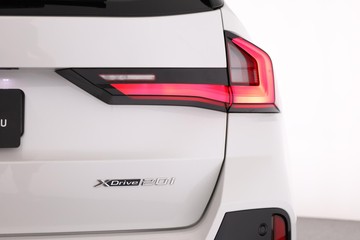 https://dvg-vehicle-assets.s3.amazonaws.com/C002206/32roe22aej5lkm1ylluwv1oq9.jpg