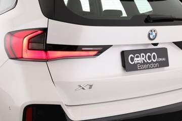 https://dvg-vehicle-assets.s3.amazonaws.com/C002206/edezs9wdm8e2f43m123893nkv.jpg