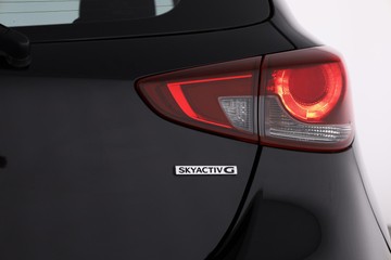 https://dvg-vehicle-assets.s3.amazonaws.com/C002208/3i06ywdozyl0weyhjpvyfbud1.jpg