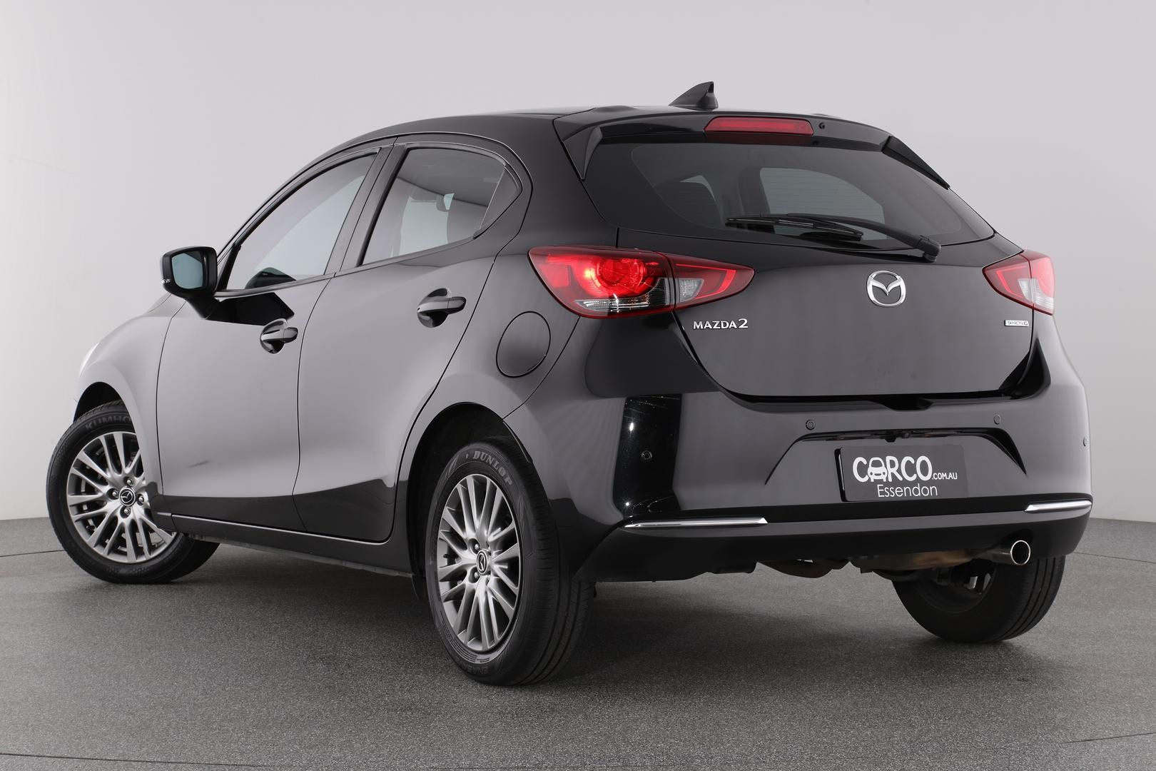 Mazda 2 image 2