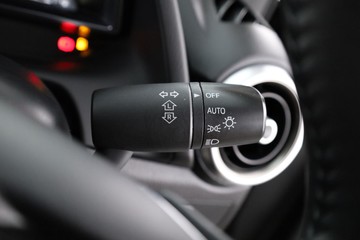 https://dvg-vehicle-assets.s3.amazonaws.com/C002208/cqqt63s03fm660r01ijg2bxka.jpg