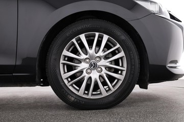 https://dvg-vehicle-assets.s3.amazonaws.com/C002208/d4d7z04mmvtvja5y3zidhqfau.jpg