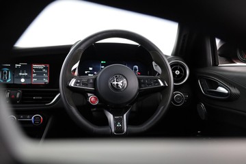 https://dvg-vehicle-assets.s3.amazonaws.com/C002216/29qx1mmqxfwsozs4a1s6oqwjh.jpg