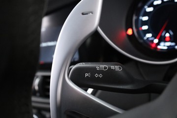 https://dvg-vehicle-assets.s3.amazonaws.com/C002216/4x3lvv1ttl6es57kdsgxnd5ub.jpg