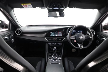 https://dvg-vehicle-assets.s3.amazonaws.com/C002216/8q7x3u64dae8xlmw3xfg7takv.jpg