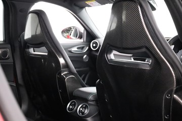 https://dvg-vehicle-assets.s3.amazonaws.com/C002216/9ufi2nc8xkl5lsz1tyfe9k0ow.jpg