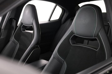 https://dvg-vehicle-assets.s3.amazonaws.com/C002216/aikwwi2cstye0swwjdhqpy02o.jpg