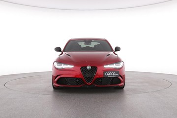 https://dvg-vehicle-assets.s3.amazonaws.com/C002216/biiio8undk5ng711e20nkb2kw.jpg