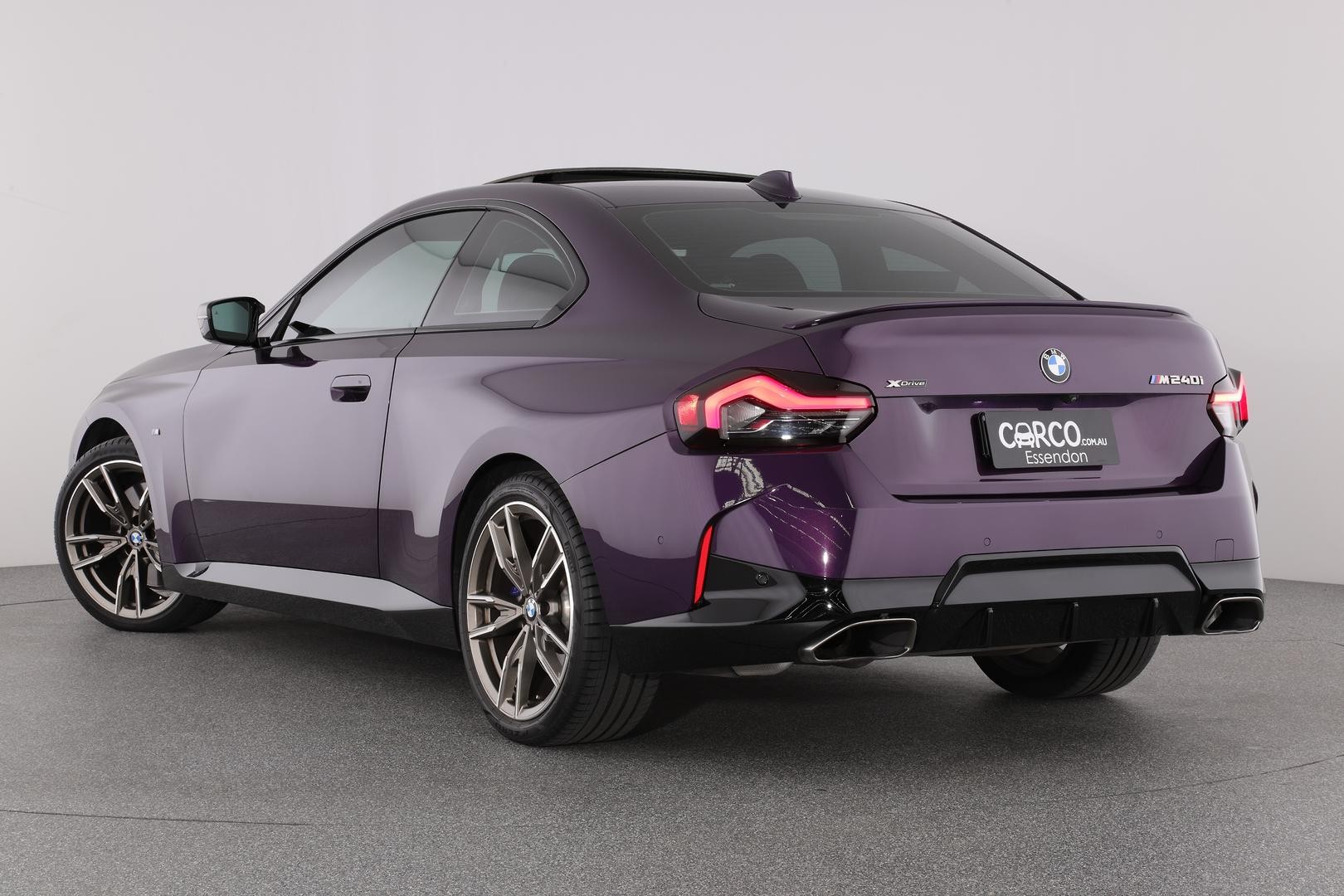 BMW 2 Series image 2