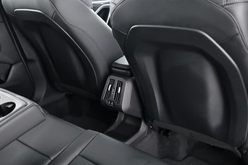 https://dvg-vehicle-assets.s3.amazonaws.com/C002244/9mdi65wd1udg2rla5gpa9rhvr.jpg