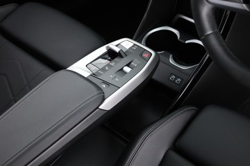 https://dvg-vehicle-assets.s3.amazonaws.com/C002244/dpze1fjjur9ponkpsg0kjulph.jpg