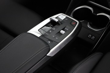 https://dvg-vehicle-assets.s3.amazonaws.com/C002245/6toysmzhfr5585gilpqfx89v0.jpg