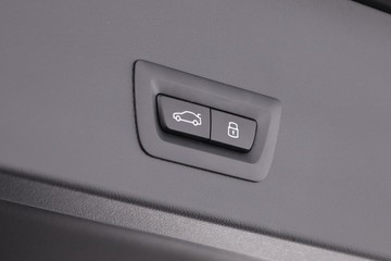 https://dvg-vehicle-assets.s3.amazonaws.com/C002249/8evozg0u4ktqs2ek22ov9gf58.jpg