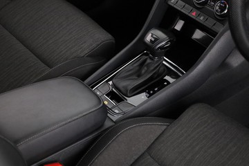 https://dvg-vehicle-assets.s3.amazonaws.com/C002279/dy16q5sb3mxkyil2xs0l9bdiz.jpg