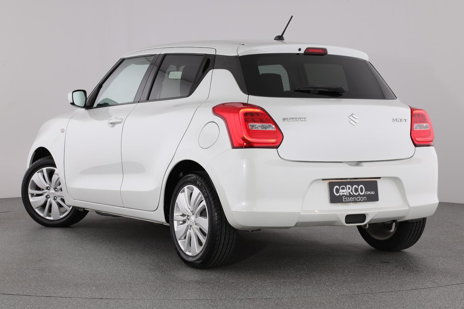 Suzuki Swift image 2