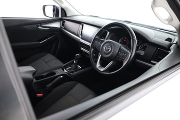 https://dvg-vehicle-assets.s3.amazonaws.com/C002326/6dsktldybc4kt7pfnpudw2b0a.jpg