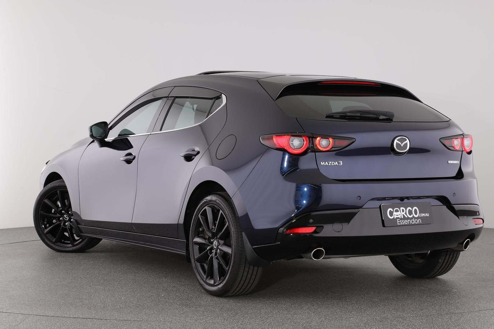 Mazda 3 image 2