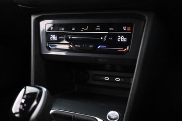 https://dvg-vehicle-assets.s3.amazonaws.com/C002338/a6vj0vfzdp9ucba66hksz740r.jpg