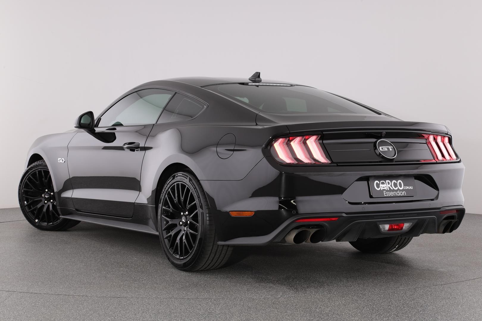 Ford Mustang image 2