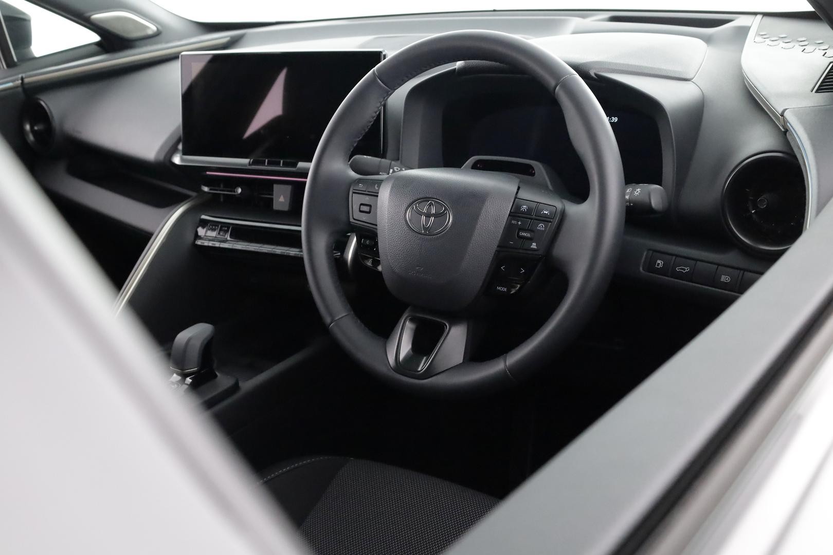 Toyota C-hr image 4