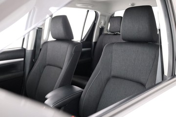 https://dvg-vehicle-assets.s3.amazonaws.com/C002365/8lfp5czuoggb4lmx8zzm7ibmk.jpg