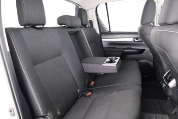 https://dvg-vehicle-assets.s3.amazonaws.com/C002365/eok2v2qnj3f41o4vu86qf71fe.jpg