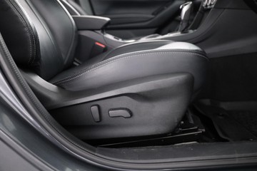 https://dvg-vehicle-assets.s3.amazonaws.com/C002366/6r95ncu2ojynpicqrm6qlplmw.jpg